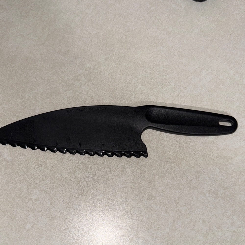 The pampered chef knife